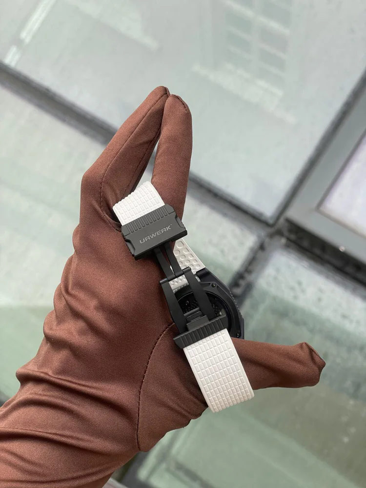 Urwerk UR-100V UltraViolet LE 25 Pcs